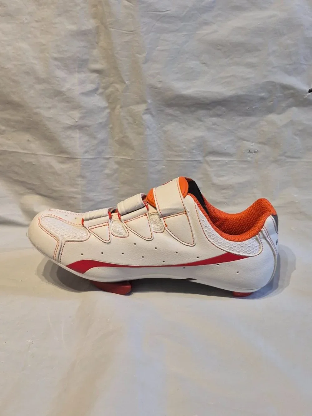 NEW In Box Peloton Womens 7.5 PL-SH-01 Women's Indoor Cycling Shoes With Cleats